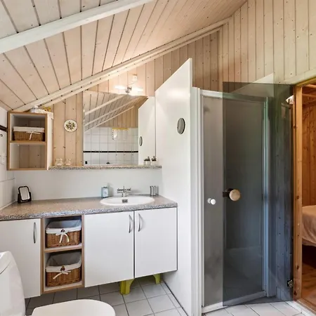 Barbro - 150m From The Sea By Interhome Nyaraló