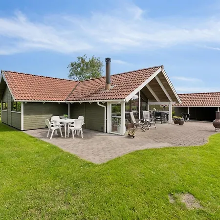 Barbro - 150m From The Sea By Interhome Nyaraló